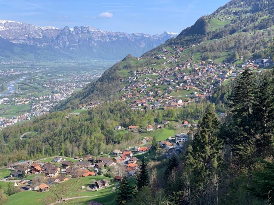 Jurte Beim Lama- & Alpakahof Triesenberg Otel Dış mekan fotoğraf